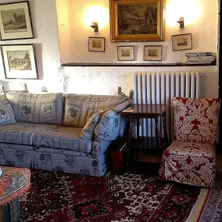 Johnby Hall Bed & Breakfast 4*